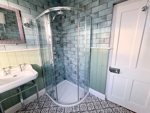 Photo 17- click for photo gallery